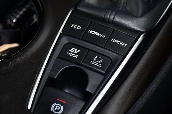 2024 Toyota Camry Ascent AXVH70R