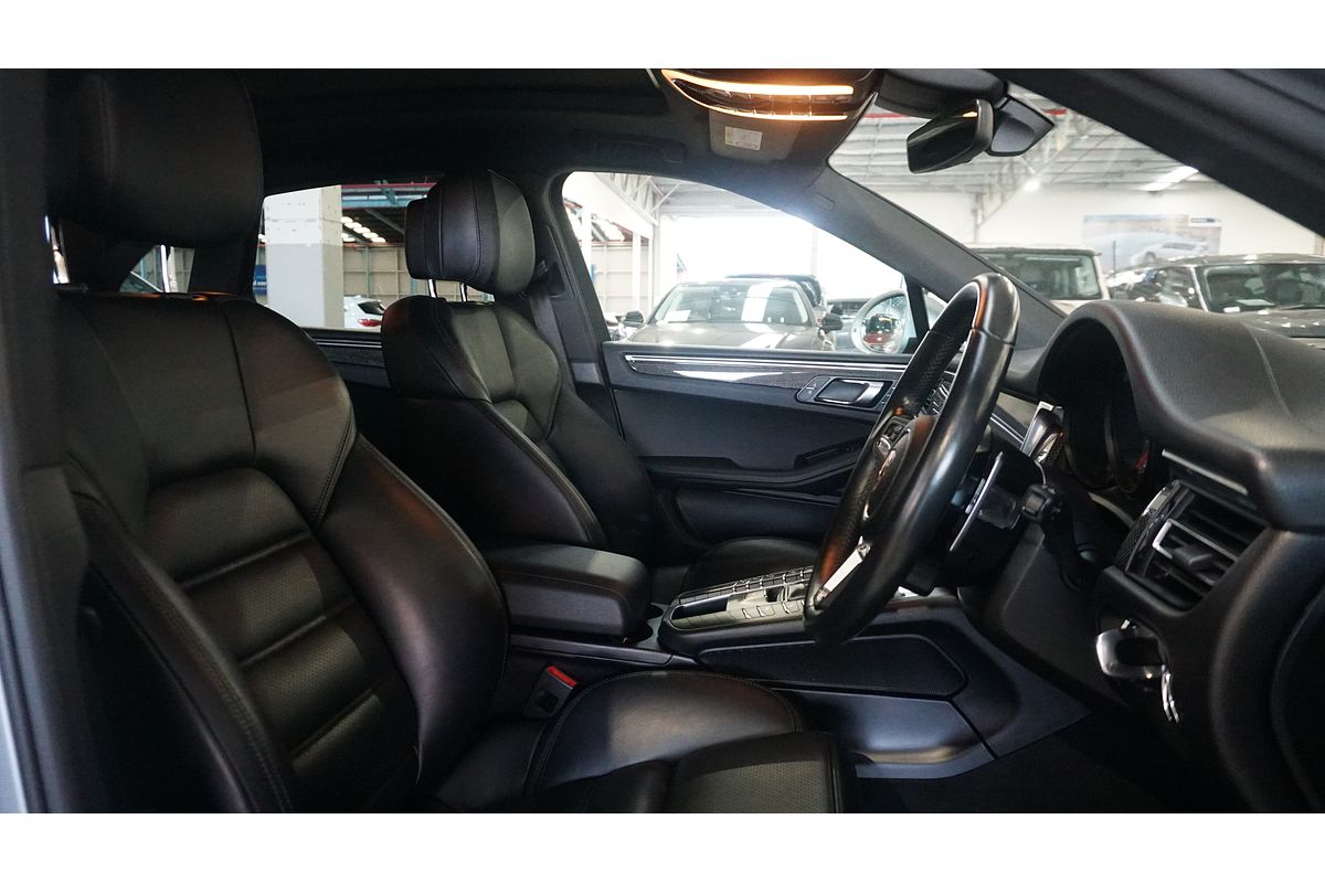 2019 Porsche Macan S 95B