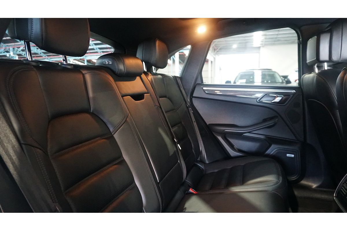 2019 Porsche Macan S 95B