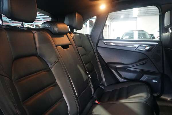 2019 Porsche Macan S 95B