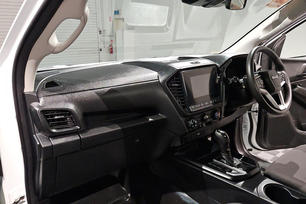 2022 Isuzu D-MAX SX High Ride Rear Wheel Drive