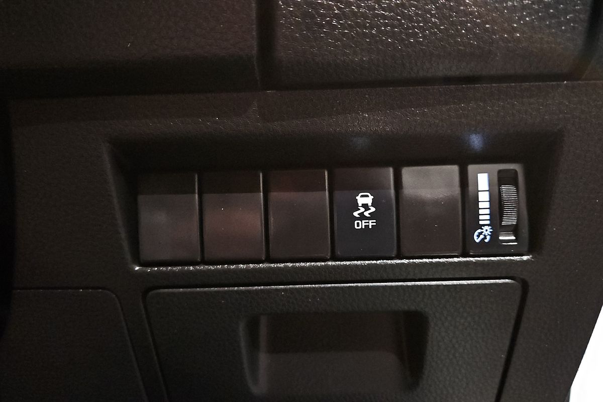 2022 Isuzu D-MAX SX High Ride Rear Wheel Drive