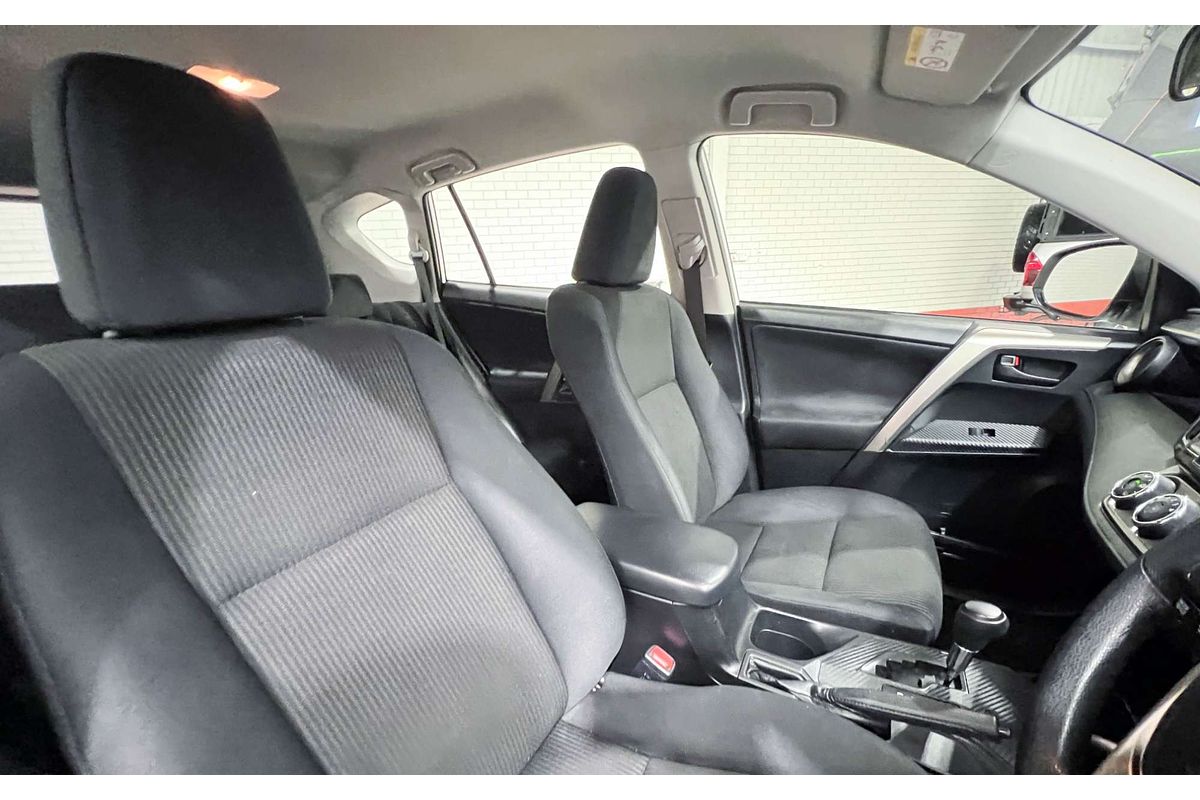 2015 Toyota RAV4 GX ZSA42R