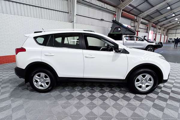 2015 Toyota RAV4 GX ZSA42R
