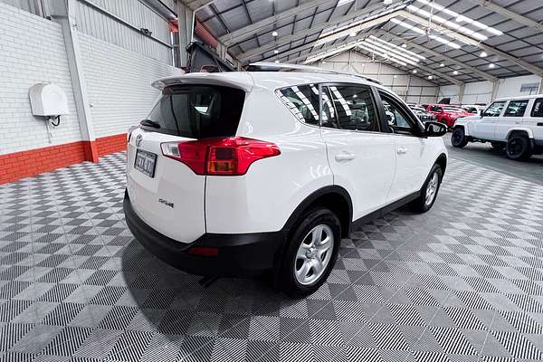 2015 Toyota RAV4 GX ZSA42R