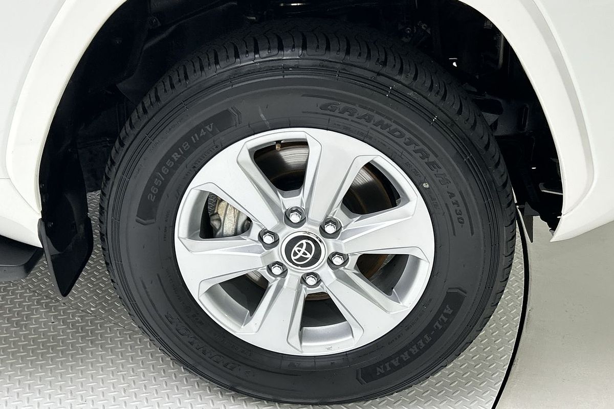 2023 Toyota Landcruiser GXL FJA300R