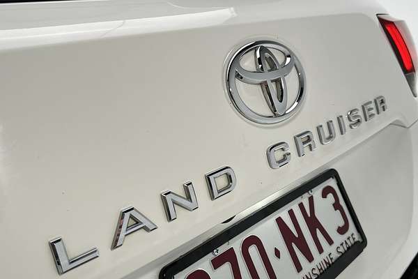 2023 Toyota Landcruiser GXL FJA300R