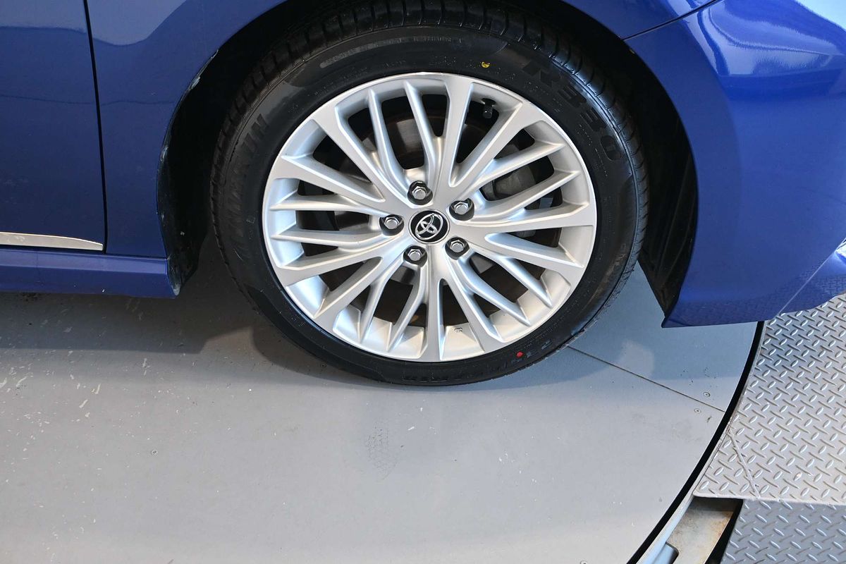 2018 Toyota Camry SL AXVH71R