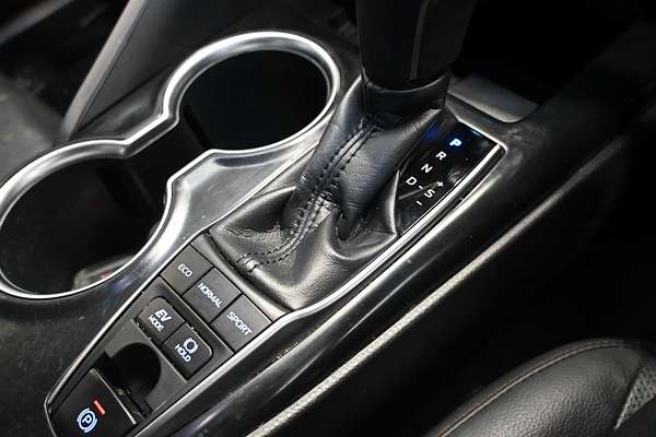 2018 Toyota Camry SL AXVH71R