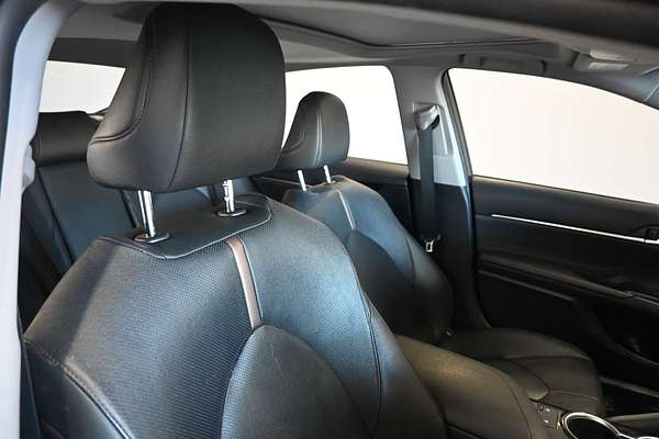 2018 Toyota Camry SL AXVH71R