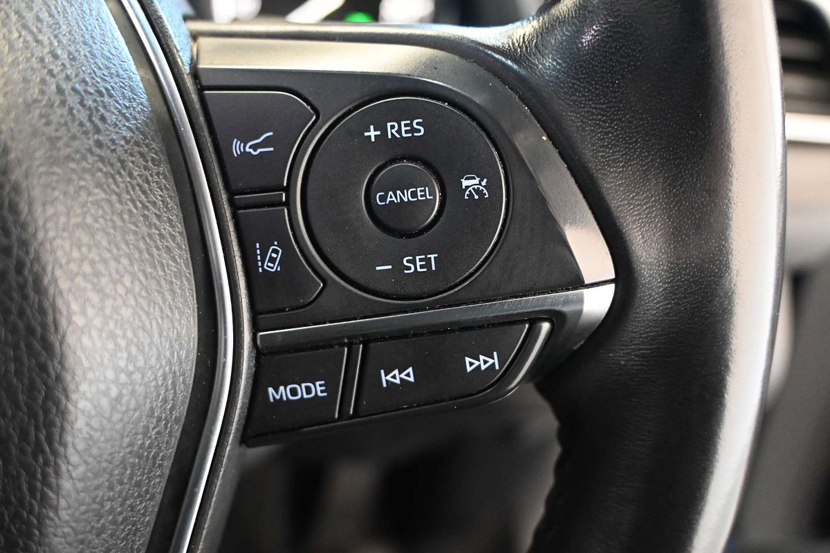 2018 Toyota Camry SL AXVH71R