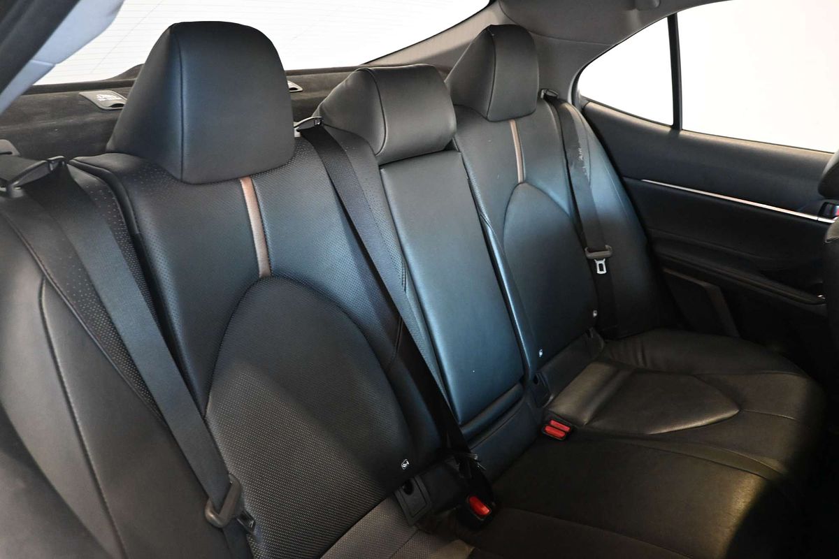 2018 Toyota Camry SL AXVH71R