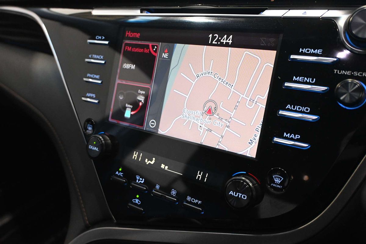 2018 Toyota Camry SL AXVH71R