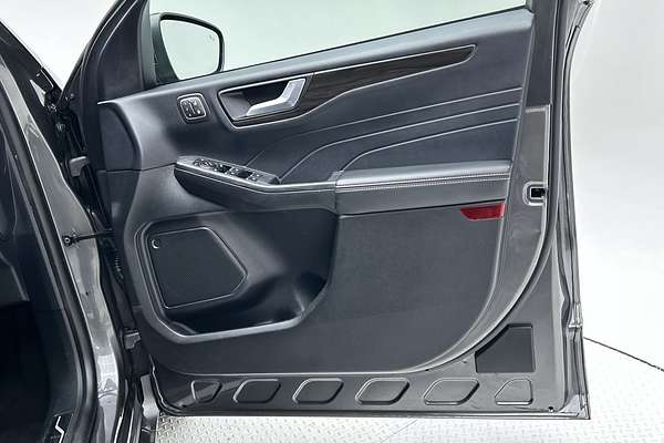 2022 Ford Escape Vignale ZH