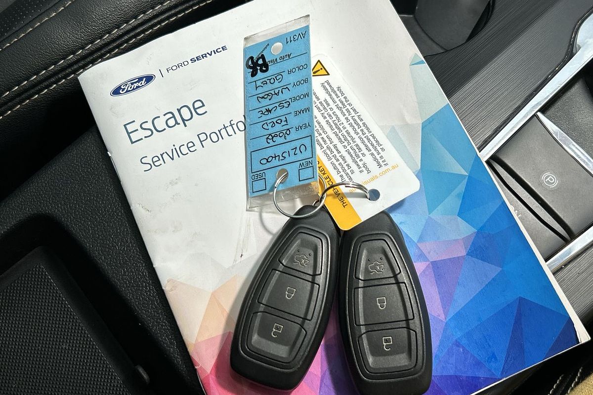 2022 Ford Escape Vignale ZH