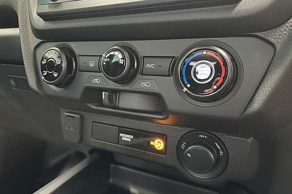 2025 Isuzu D-MAX SX 4X4