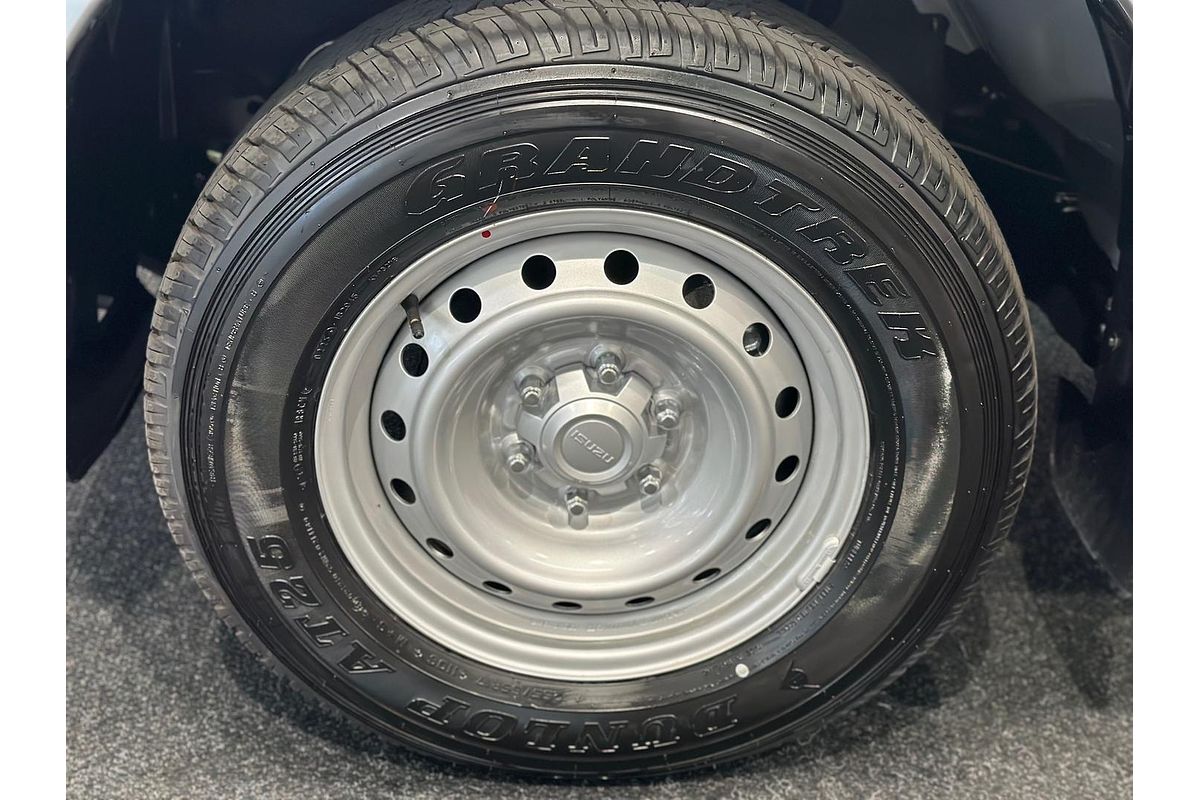2025 Isuzu D-MAX SX 4X4