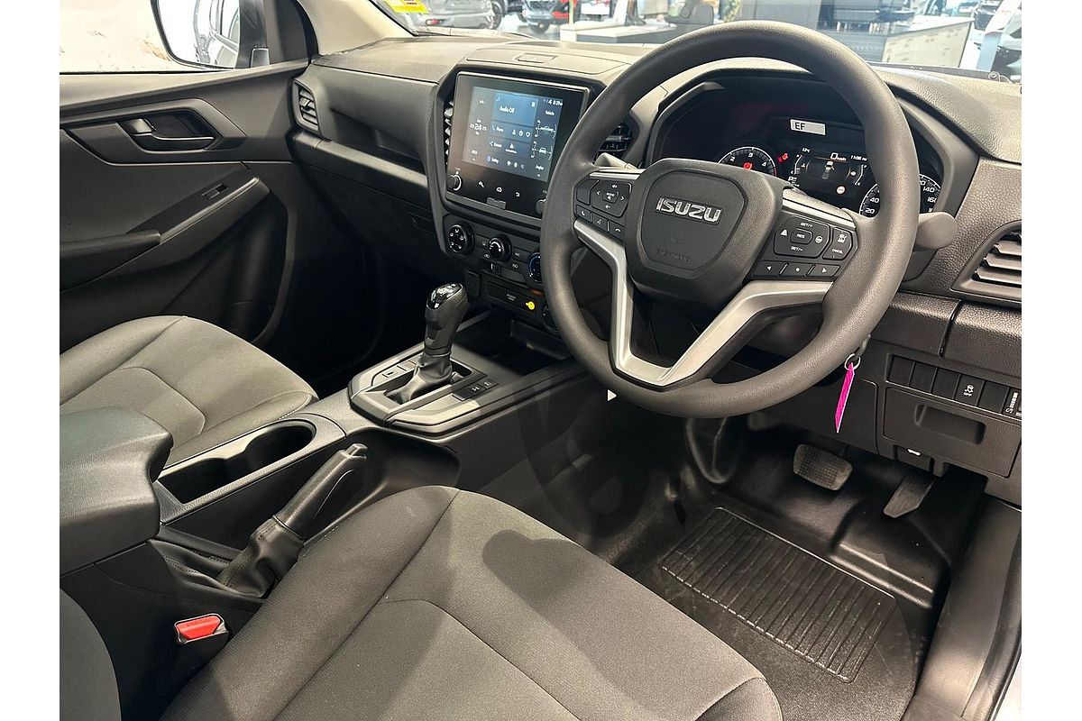 2025 Isuzu D-MAX SX 4X4