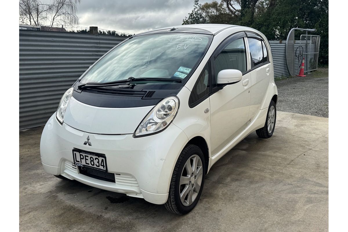 2013 Mitsubishi I-MIEV