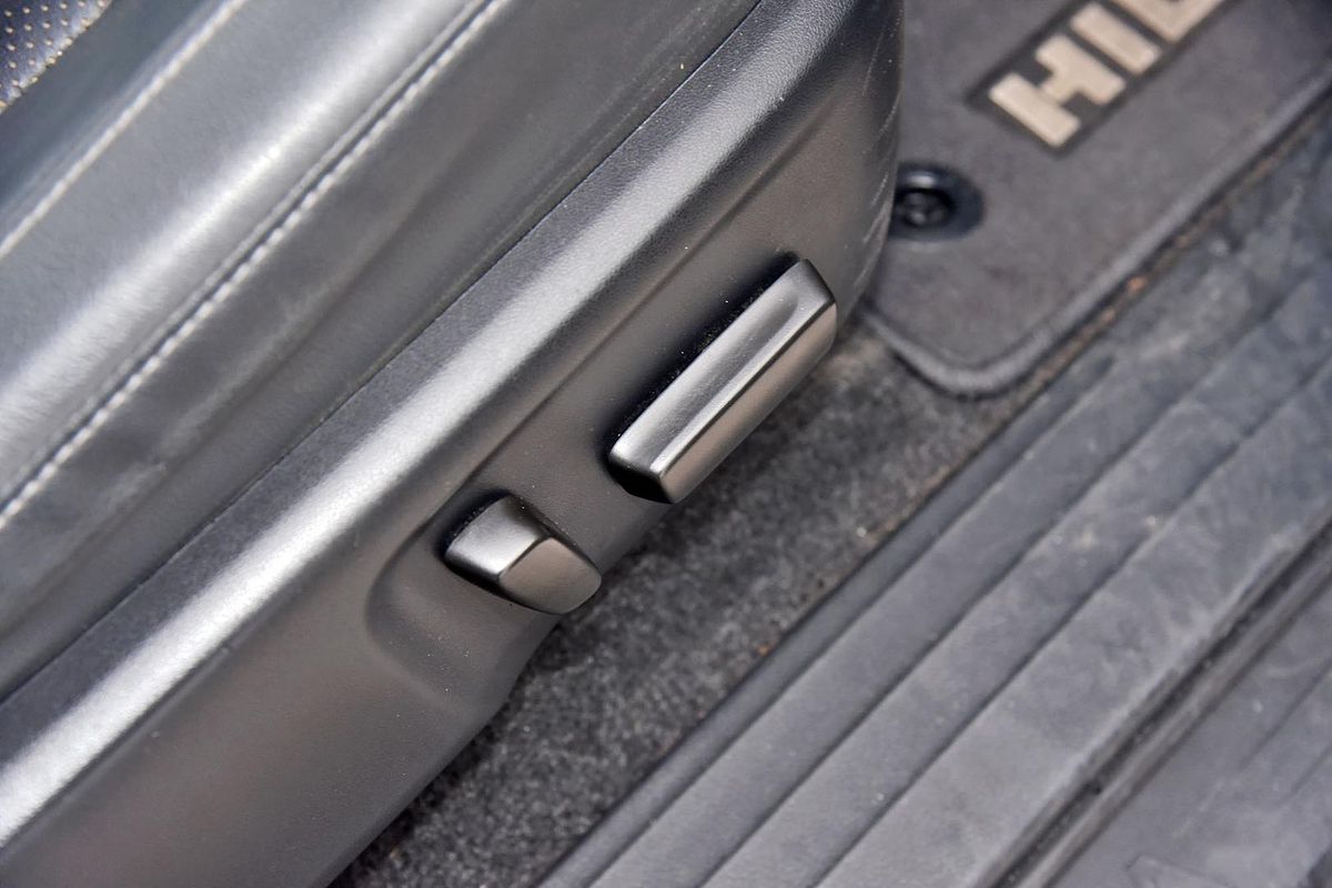 2022 Toyota Hilux Rogue GUN126R 4X4