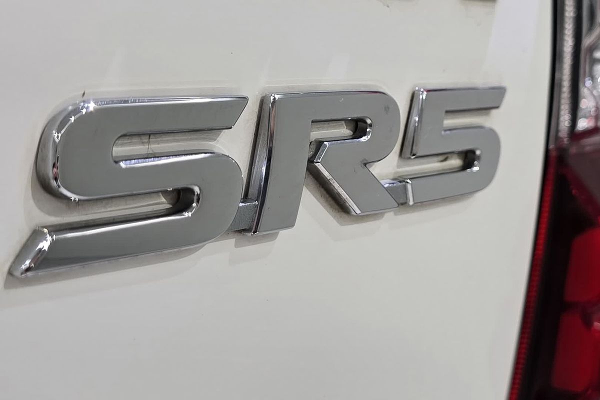 2022 Toyota Hilux Hilux 4x4 SR5 2.8L T Diesel Automatic Double Cab GUN126R 4X4