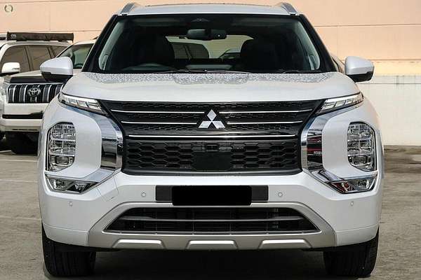 2025 Mitsubishi Outlander Exceed ZM AWD