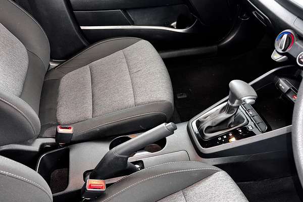 2022 Kia Stonic S YB