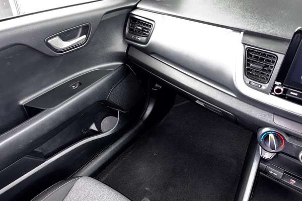 2022 Kia Stonic S YB