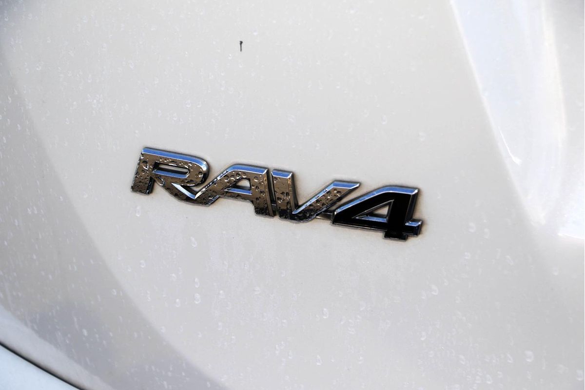 2018 Toyota RAV4 GXL ZSA42R