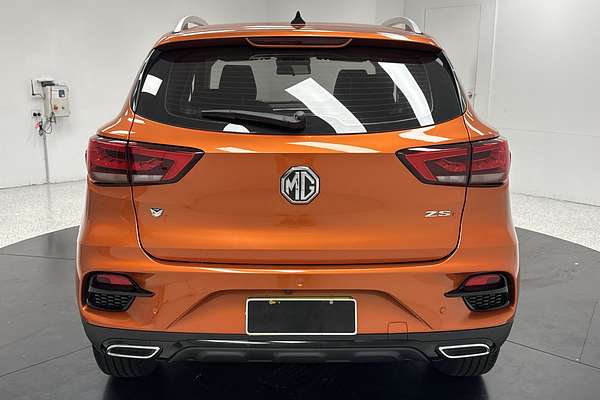 2024 MG ZST Essence