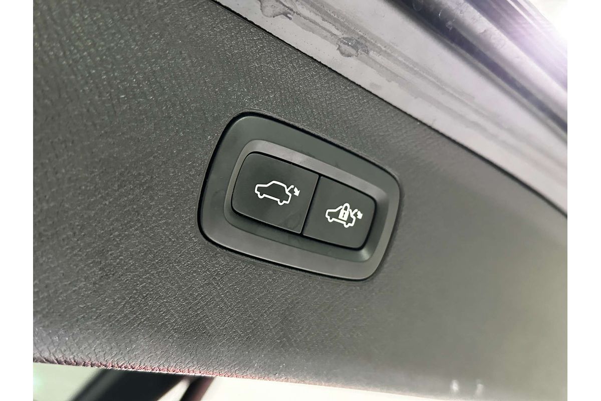 2021 Volvo XC90 T6 Inscription