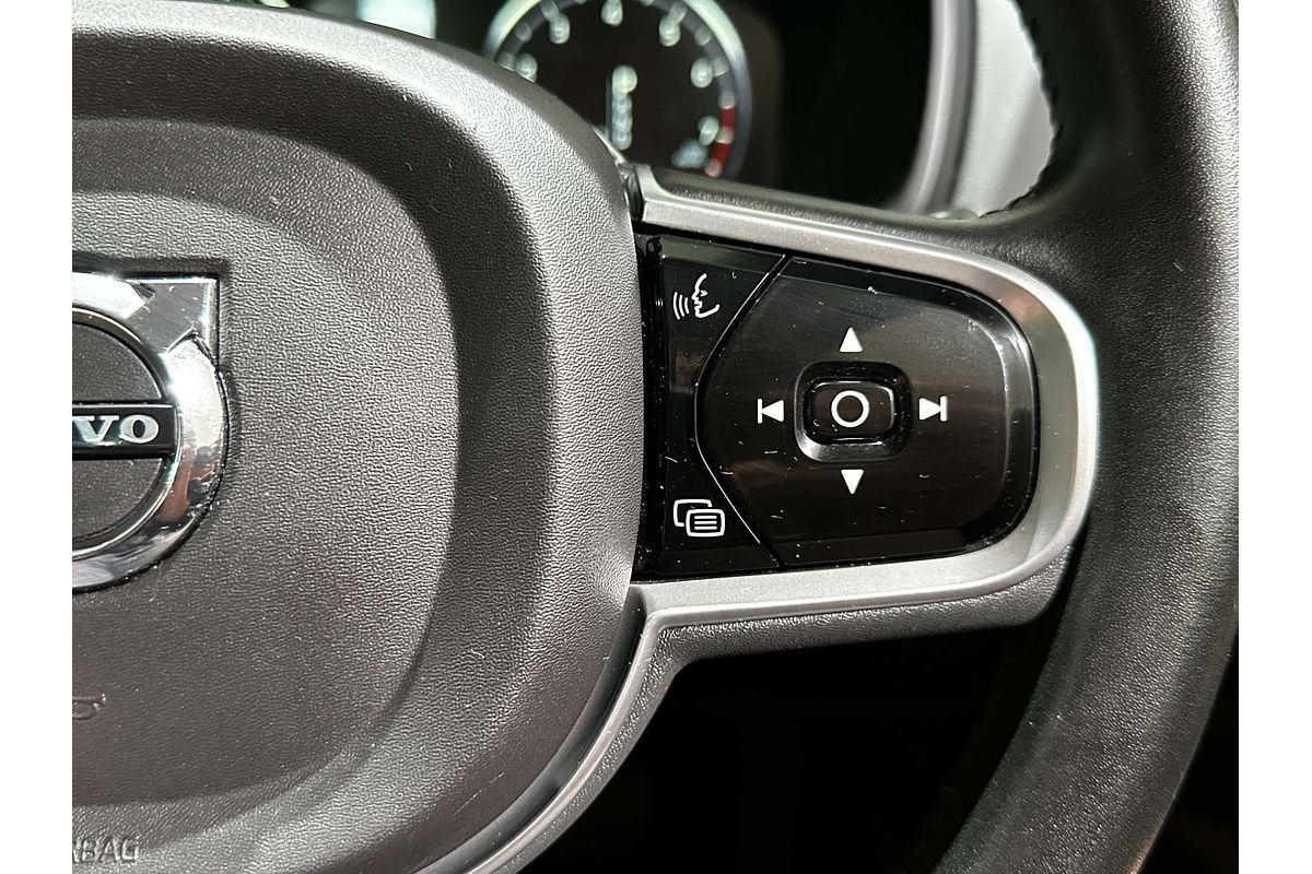 2021 Volvo XC90 T6 Inscription