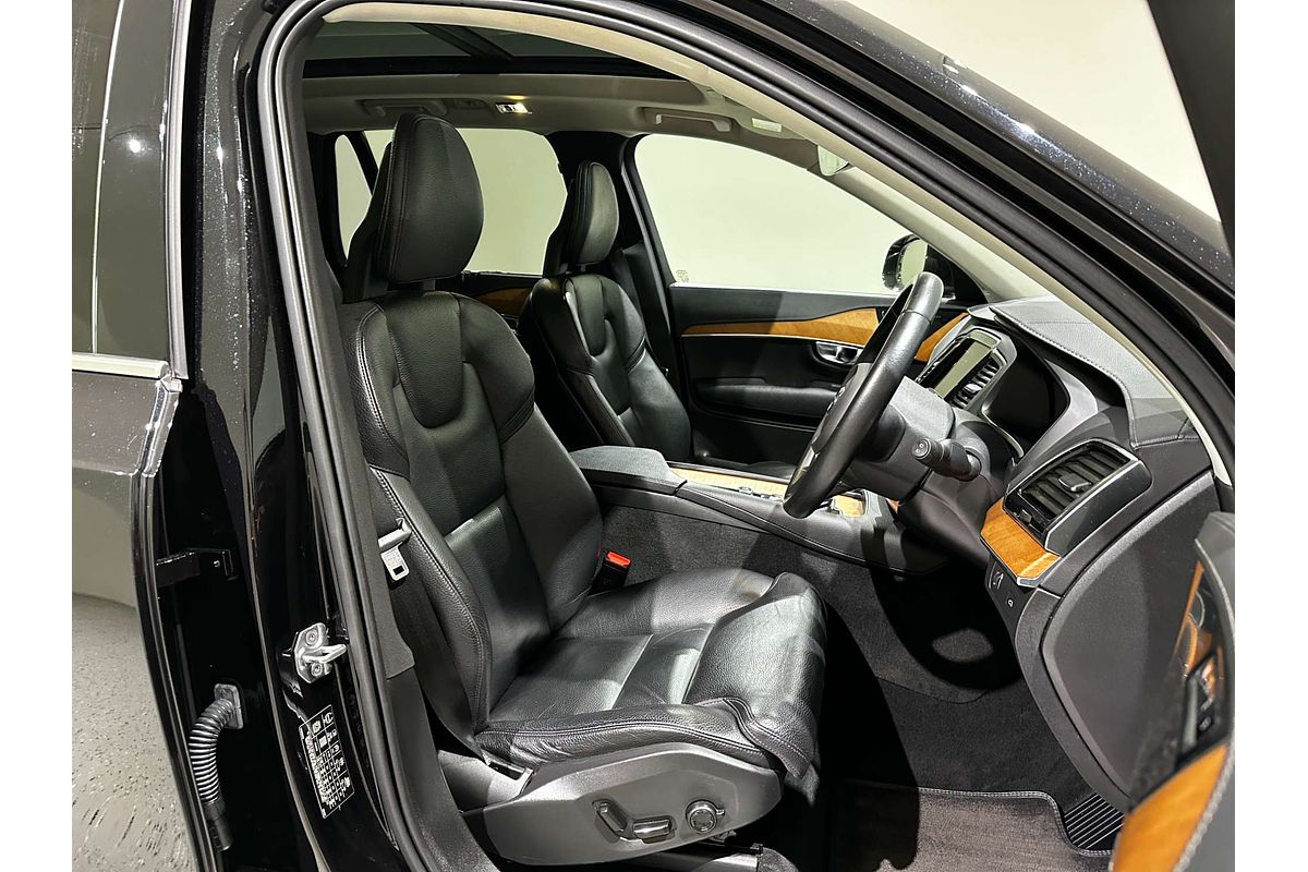 2021 Volvo XC90 T6 Inscription