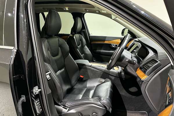 2021 Volvo XC90 T6 Inscription