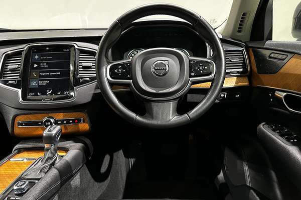 2021 Volvo XC90 T6 Inscription