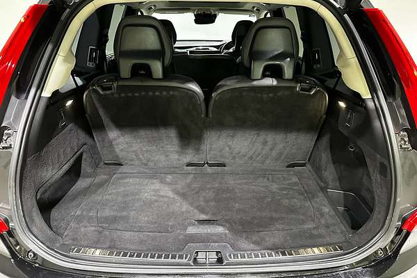 2021 Volvo XC90 T6 Inscription