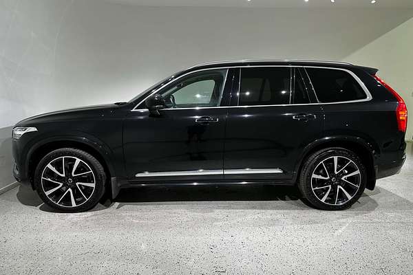 2021 Volvo XC90 T6 Inscription