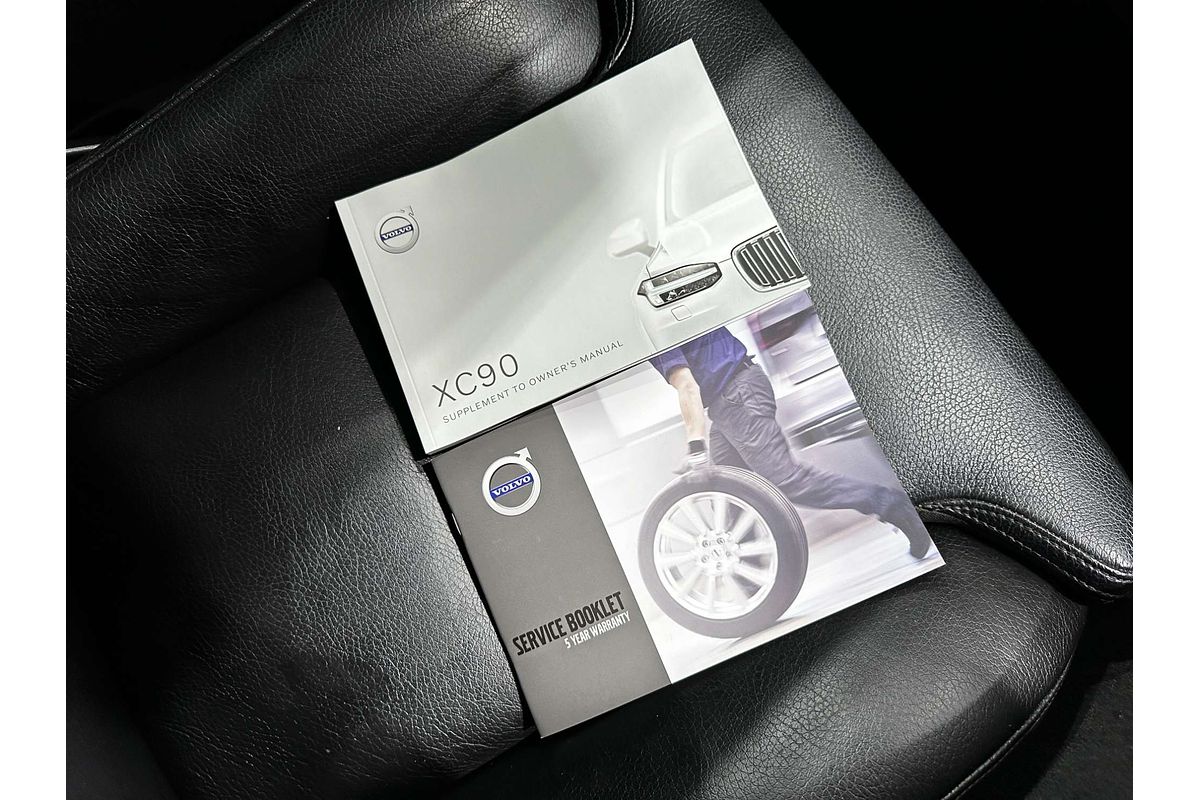 2021 Volvo XC90 T6 Inscription