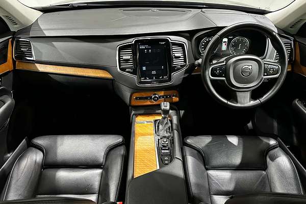 2021 Volvo XC90 T6 Inscription