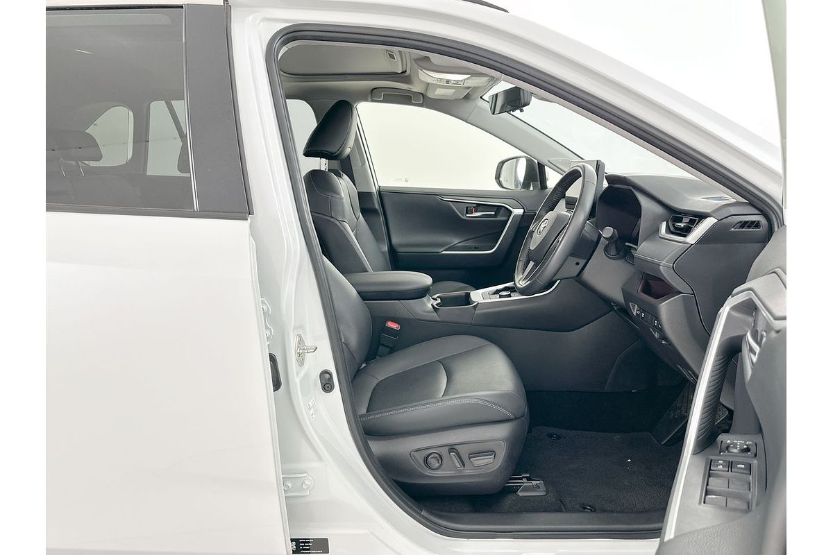 2024 Toyota RAV4 Cruiser AXAH54R