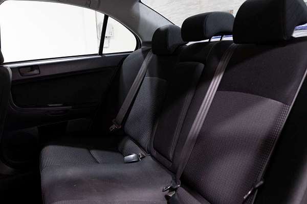 2010 Mitsubishi Lancer ES CJ