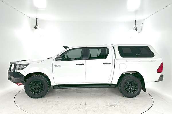 2021 Toyota Hilux SR GUN126R