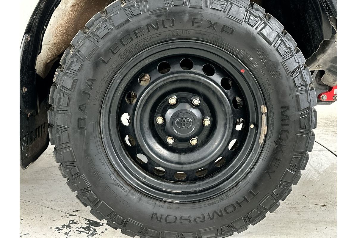 2021 Toyota Hilux SR GUN126R