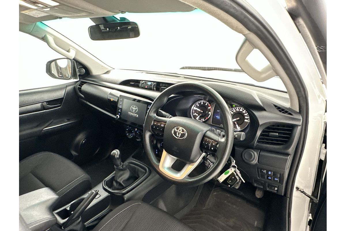 2021 Toyota Hilux SR GUN126R