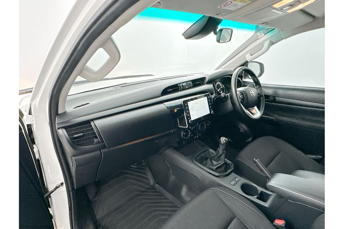 2021 Toyota Hilux SR GUN126R