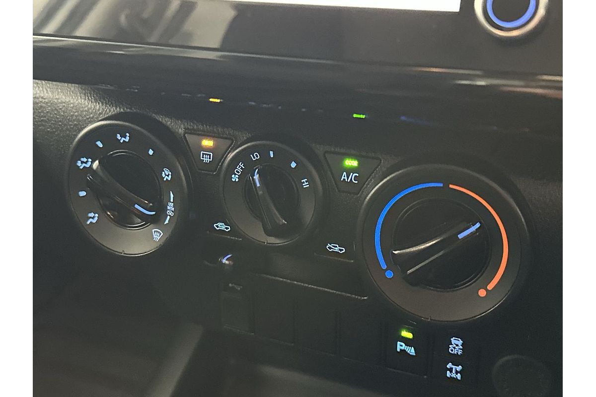 2021 Toyota Hilux SR GUN126R
