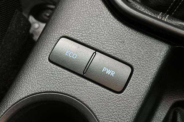2021 Toyota Hilux SR GUN126R