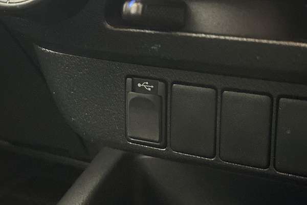 2021 Toyota Hilux SR GUN126R