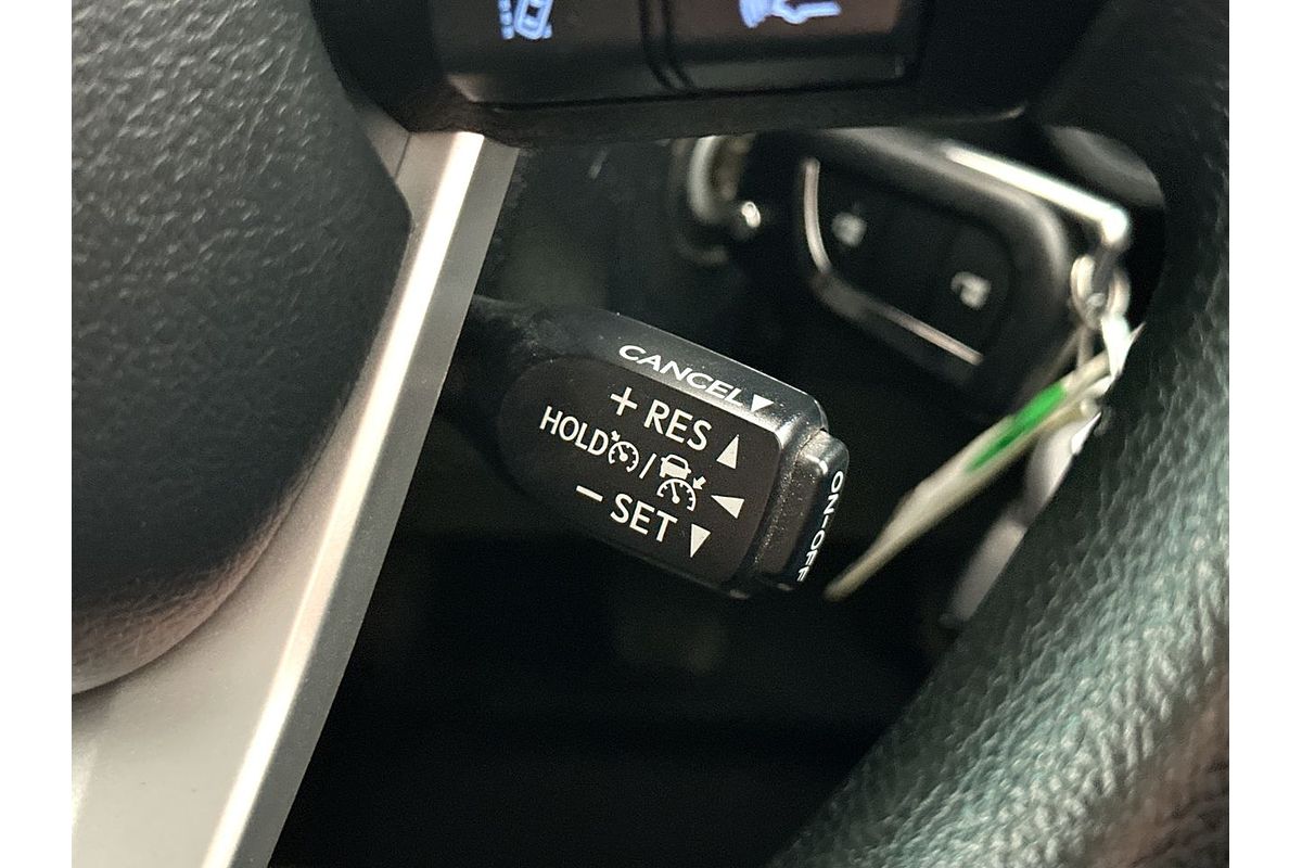 2021 Toyota Hilux SR GUN126R