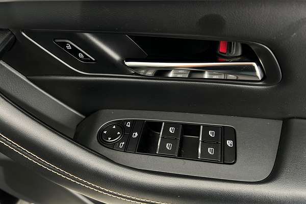 2023 Mazda CX-60 P50e GT KH Series thumb-10